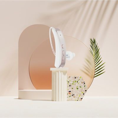 4 Appareils auditifs pour personnes sourdes