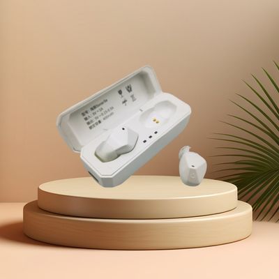 Aide auditive rechargeable avec suppression de l'écho et amplification de la parole